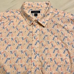 Men buttons shirt